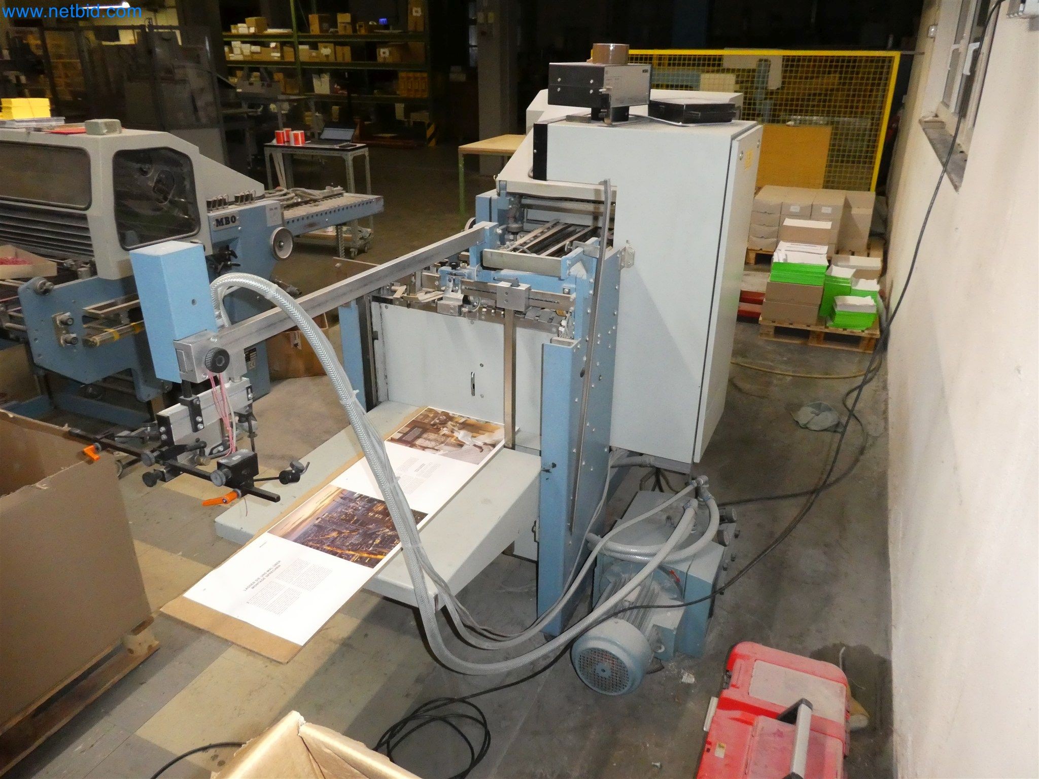 Tiskařské a třídicí stroje-9