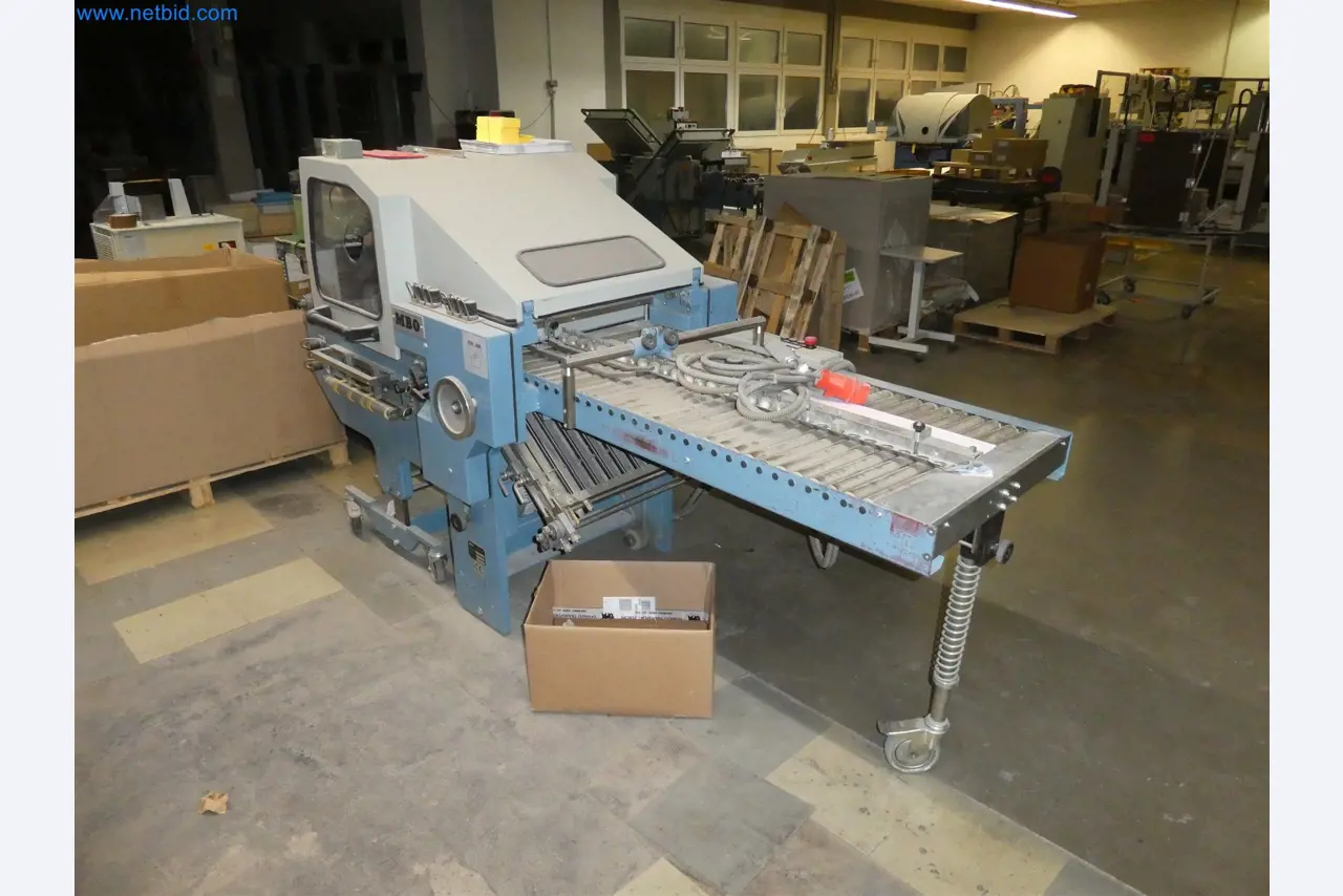 Tiskařské a třídicí stroje-3