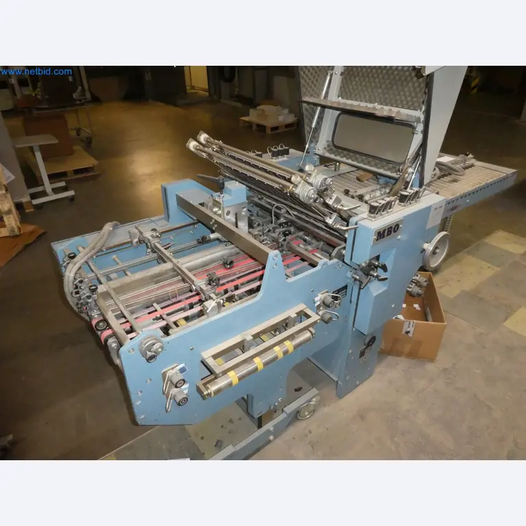 Tiskařské a třídicí stroje-5