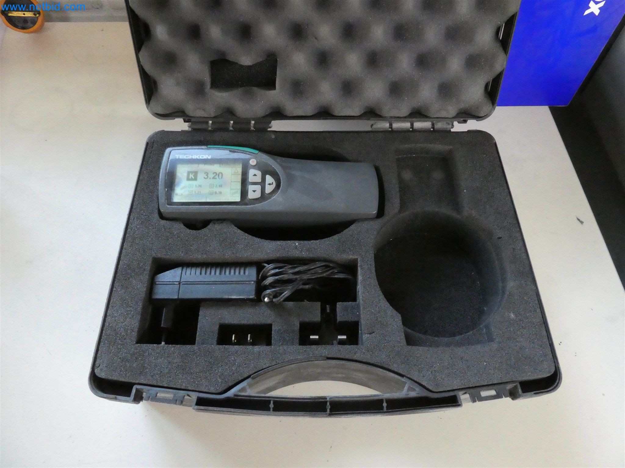 Tiskařské a třídicí stroje-2