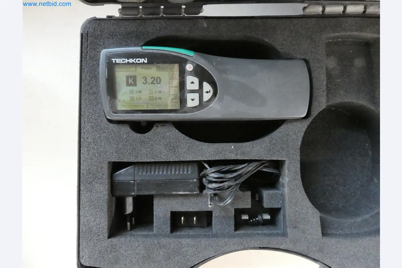 Tiskařské a třídicí stroje-3