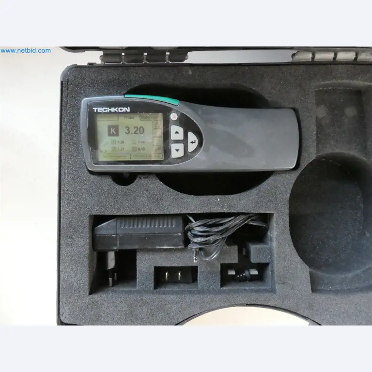 Tiskařské a třídicí stroje-3