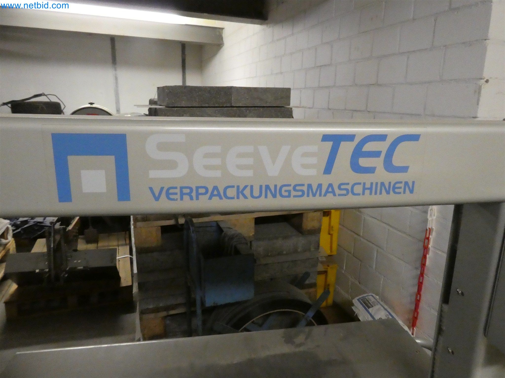 Tiskařské a třídicí stroje-2