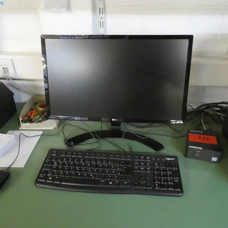 Mini PC Gigabyte GB-BRi5H-8250