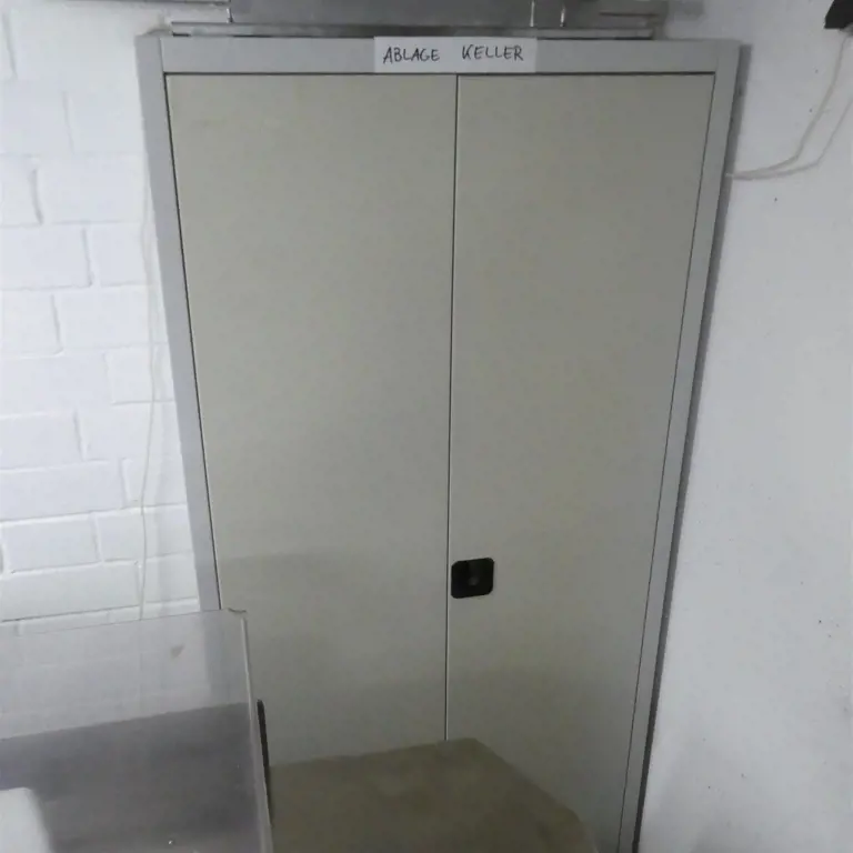 2 Sheet metal cabinets