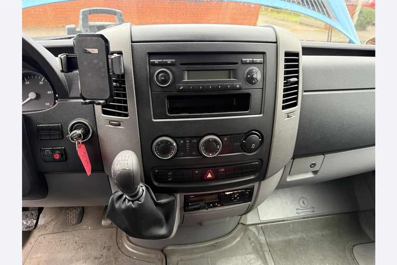 Stroji za tiskanje in sortiranje-29