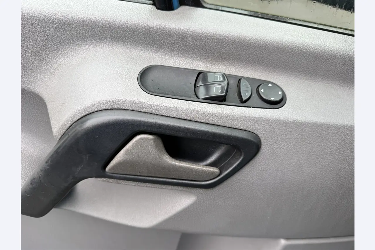 Stroji za tiskanje in sortiranje-30