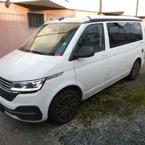 Transporter (surcharge subject to change) Volkswagen California 6 2.0 TDI Beach