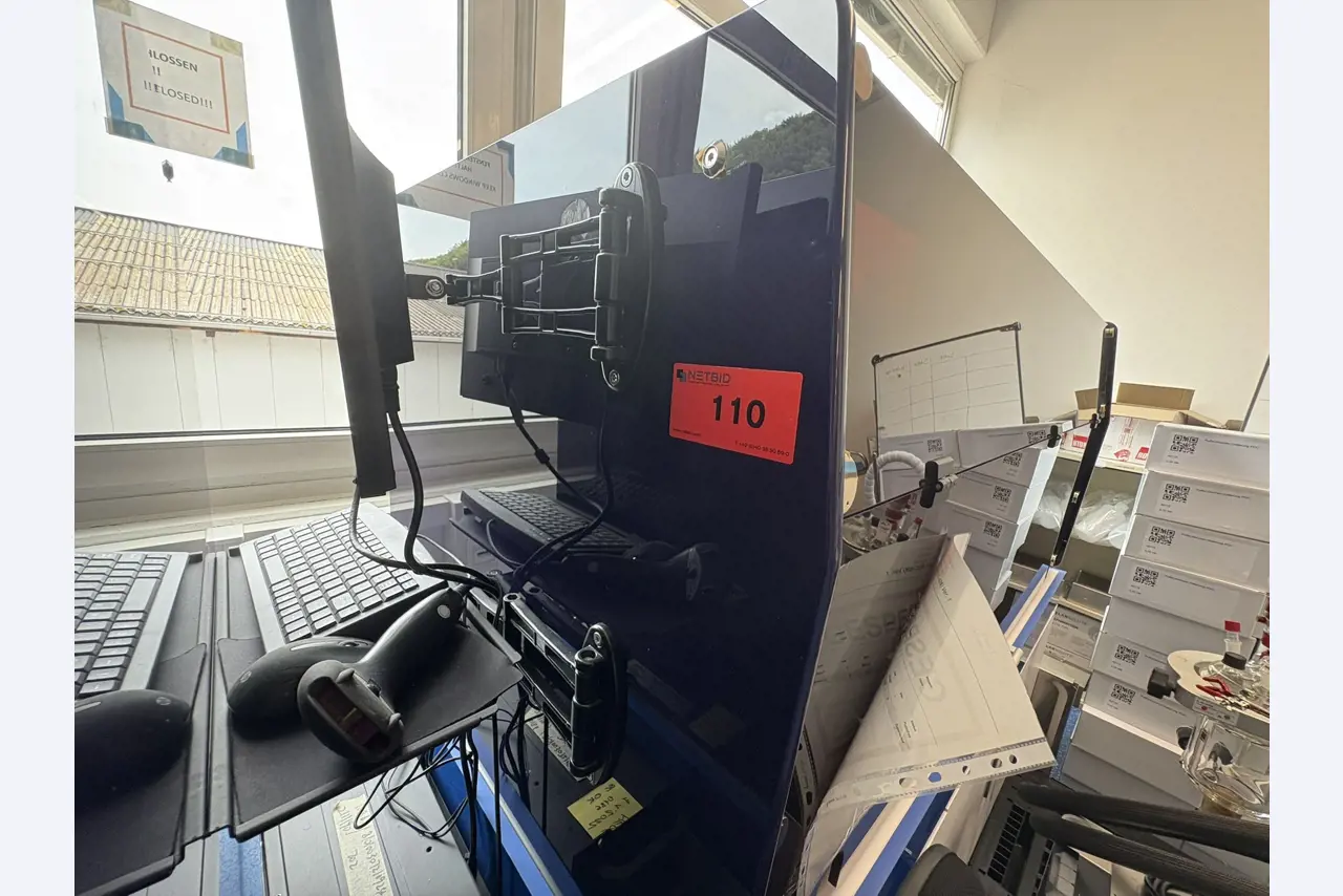 High-quality laboratory and analysis equipment-1