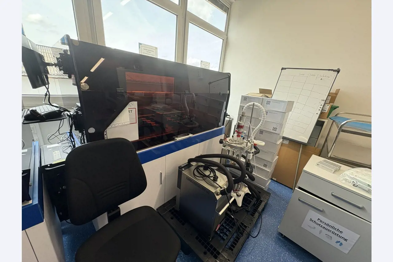 High-quality laboratory and analysis equipment-2