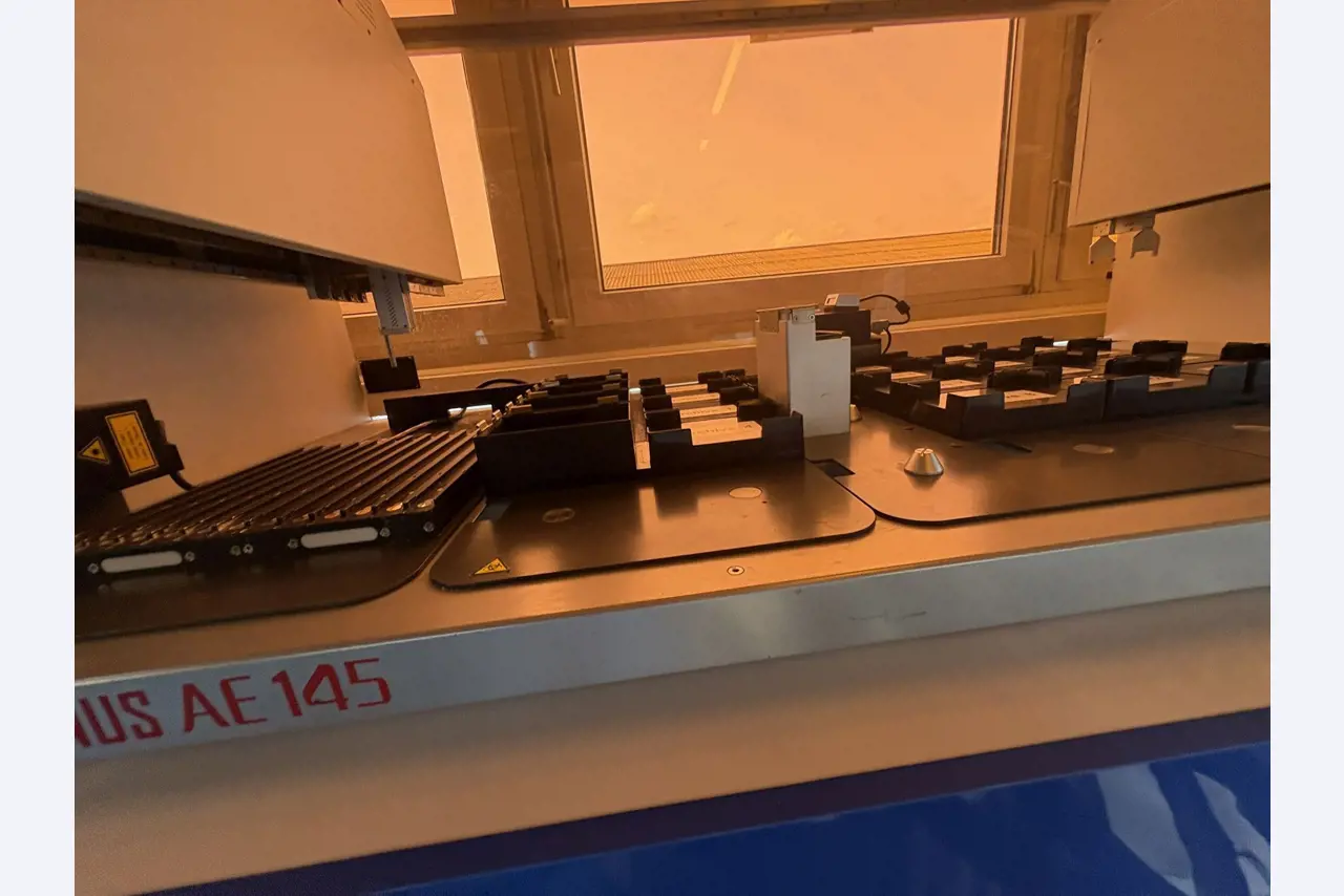 High-quality laboratory and analysis equipment-3