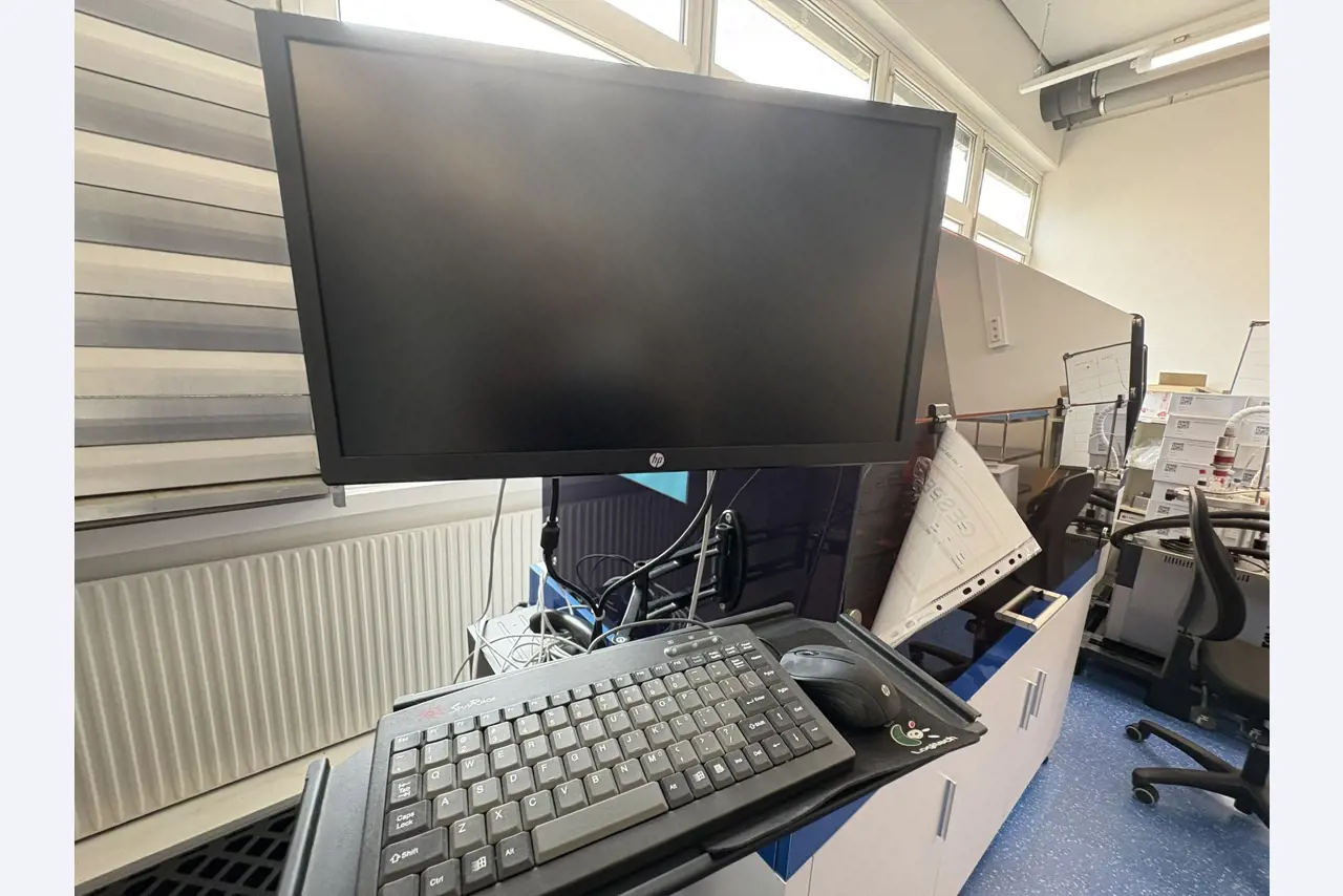 Wysokiej jakości sprzęt laboratoryjny i analityczny-6