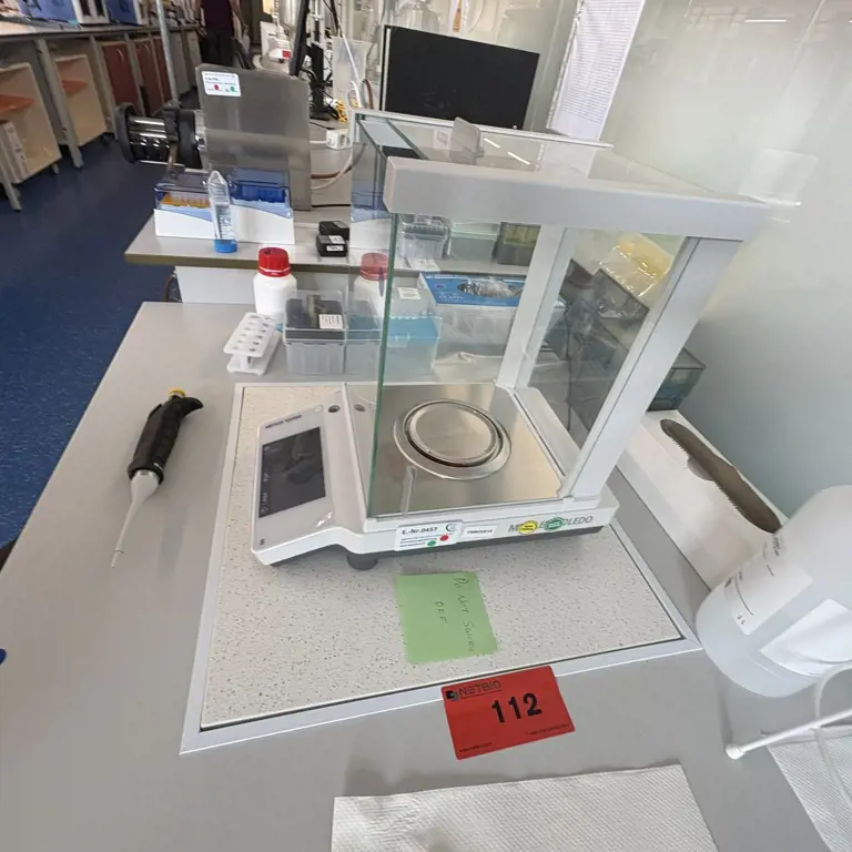 Balança de laboratório Mettler Me