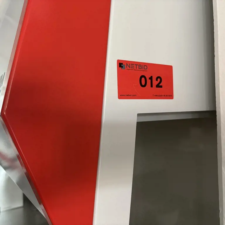 Microbiological safety cabinet Biotectum Total Safety 1.8 Comfort