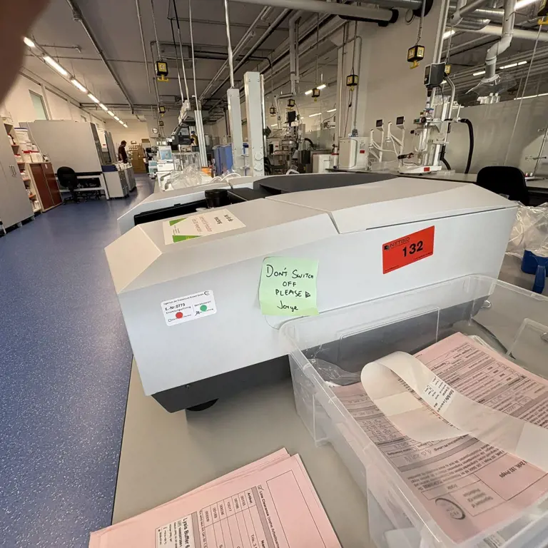 Agitador Shimadzu IRTracer-100