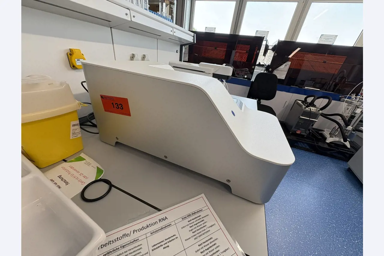 Wysokiej jakości sprzęt laboratoryjny i analityczny-1