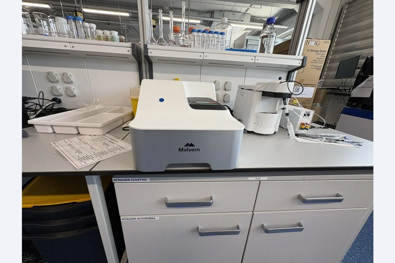 Wysokiej jakości sprzęt laboratoryjny i analityczny-7