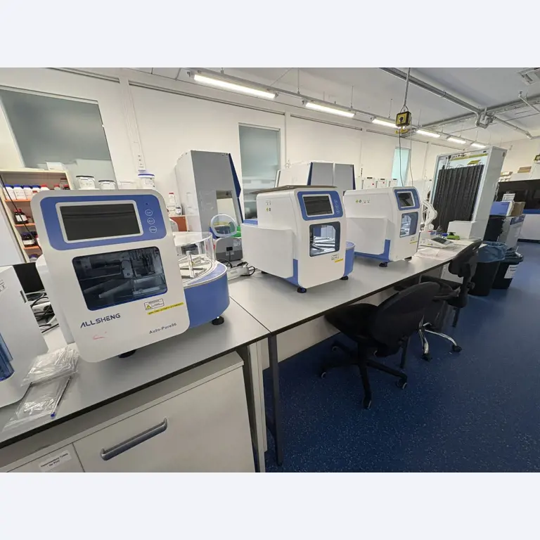 Visokokakovostna laboratorijska in analitska oprema-1