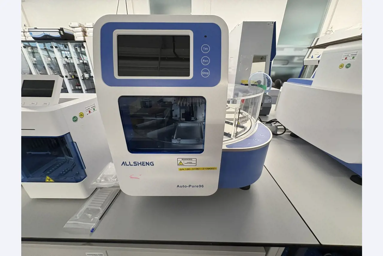 Visokokakovostna laboratorijska in analitska oprema-2