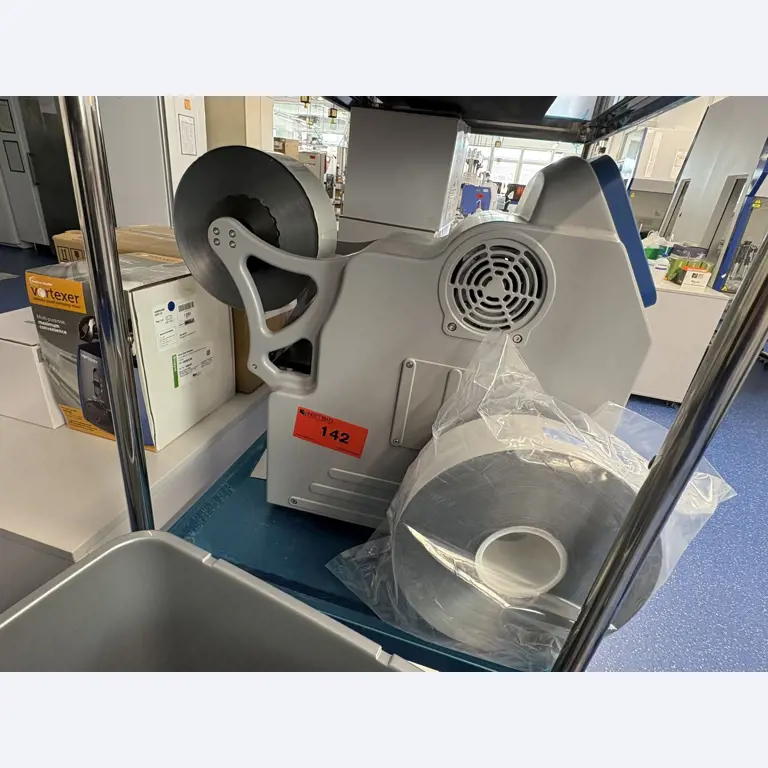 High-quality laboratory and analysis equipment-1