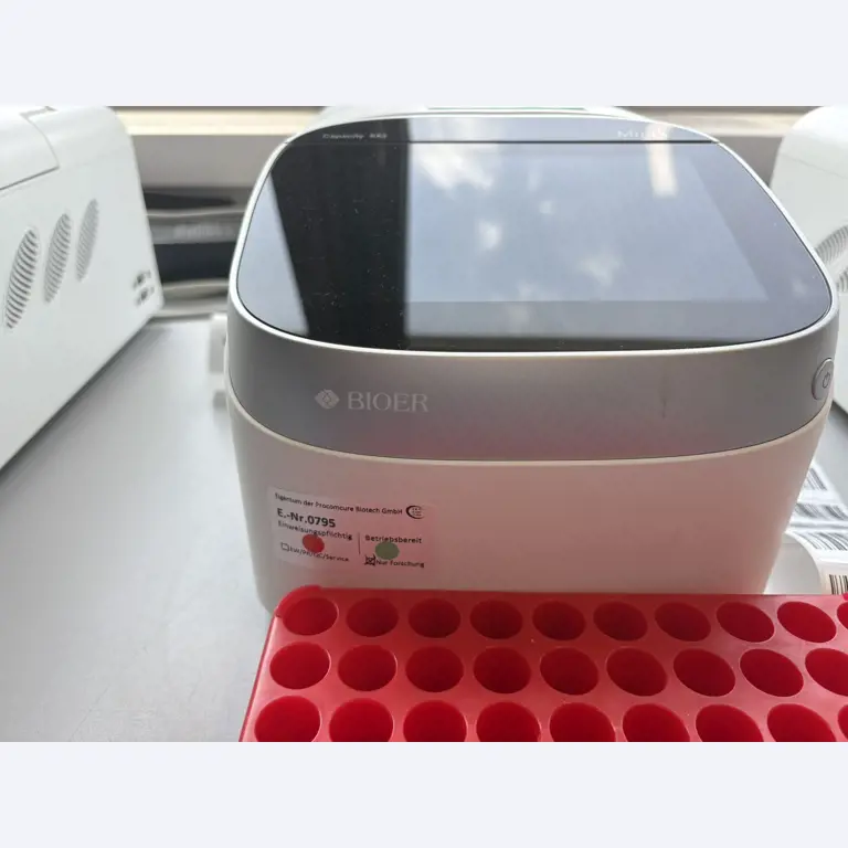Vysoce kvalitní laboratorní a analytické vybavení-1