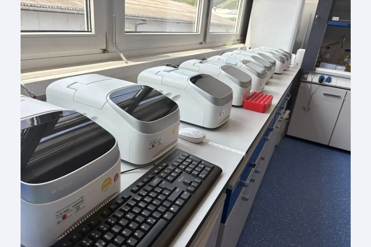 Equipamento laboratorial e analítico de alta qualidade-2