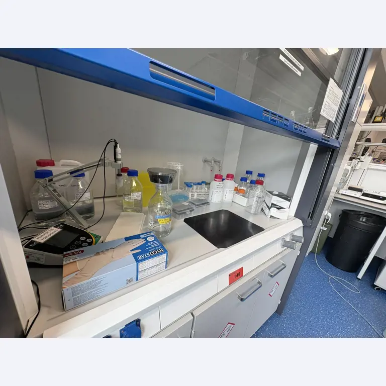 High-quality laboratory and analysis equipment-5