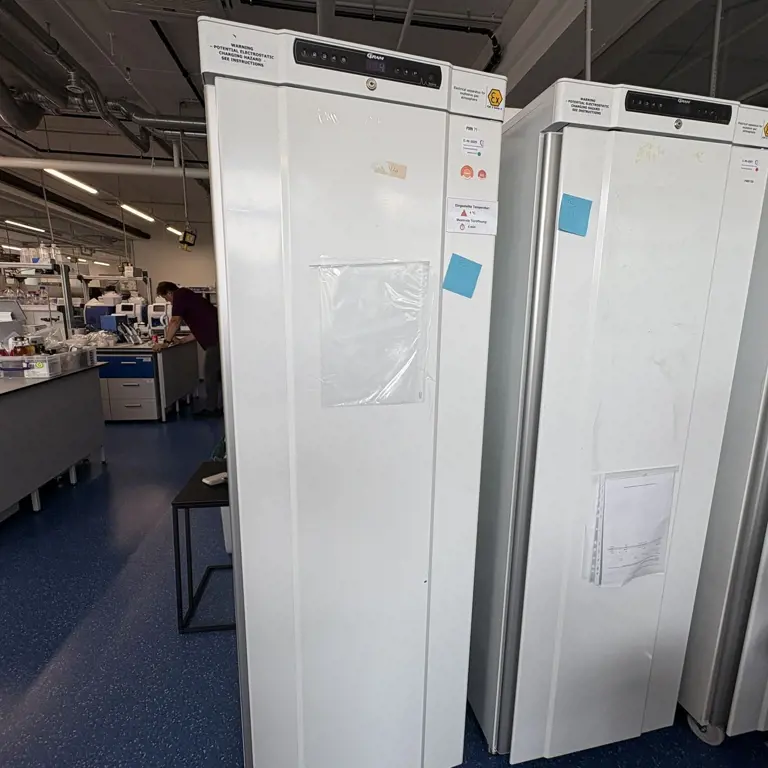 Frigorífico de laboratório GRAM BioLine