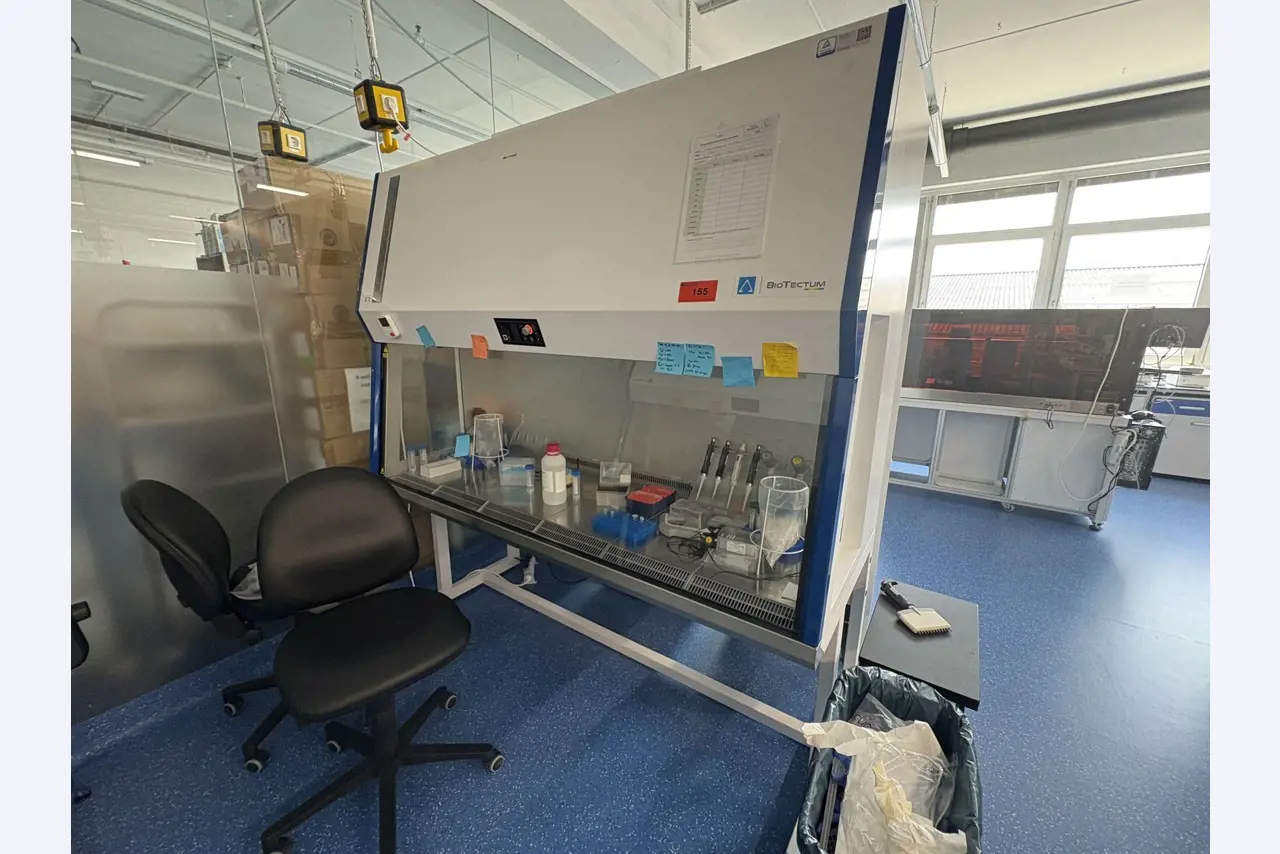 High-quality laboratory and analysis equipment-2