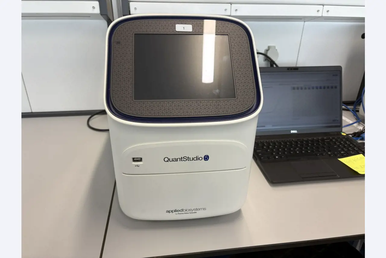 Laboratorium- en analyseapparatuur van hoge kwaliteit-1