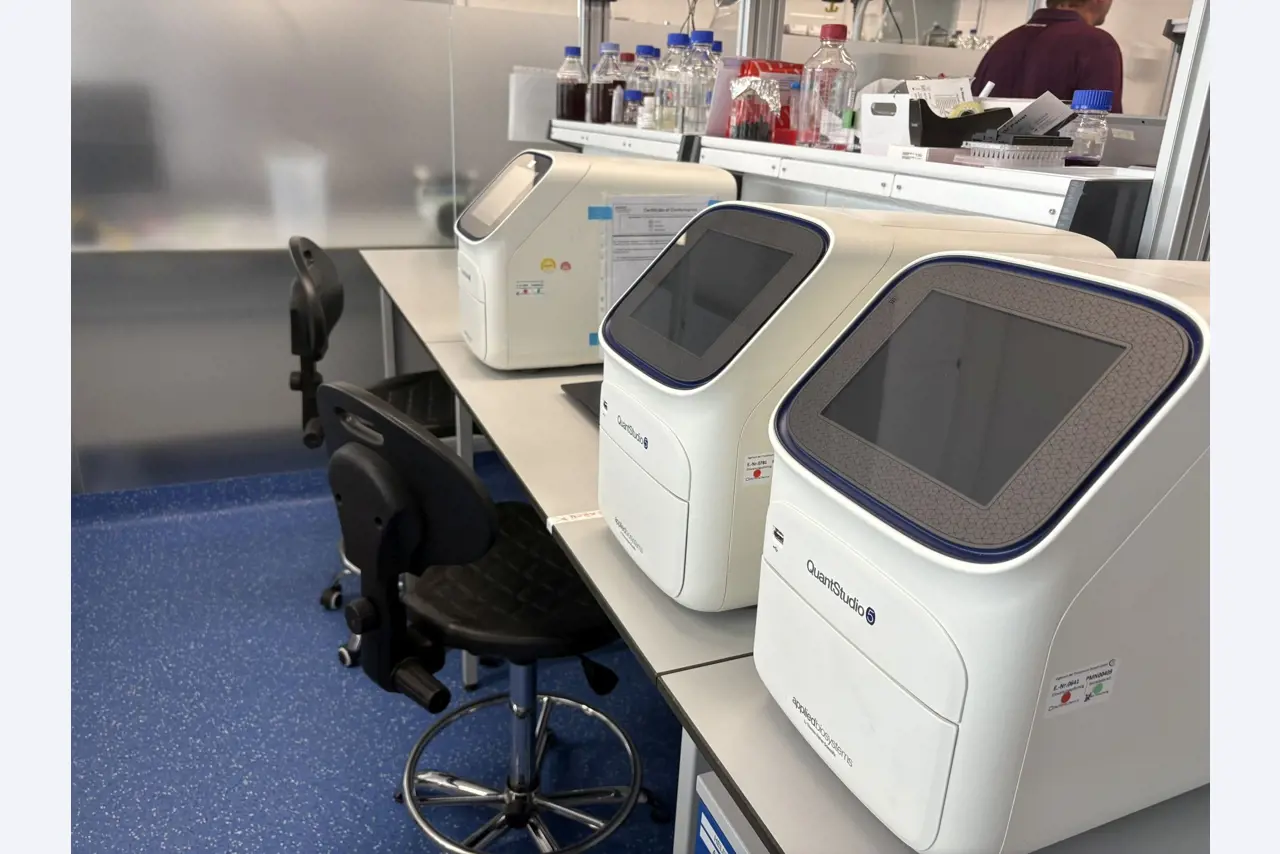 Wysokiej jakości sprzęt laboratoryjny i analityczny-2