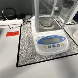 Balança de laboratório Accuris W3300-500