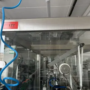 Linha de enchimento  Abfüllanlage
