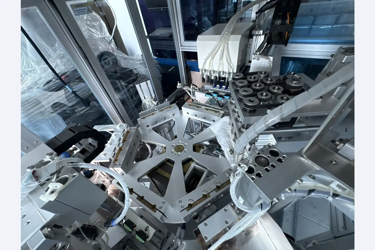 Vysoce kvalitní laboratorní a analytické vybavení-10