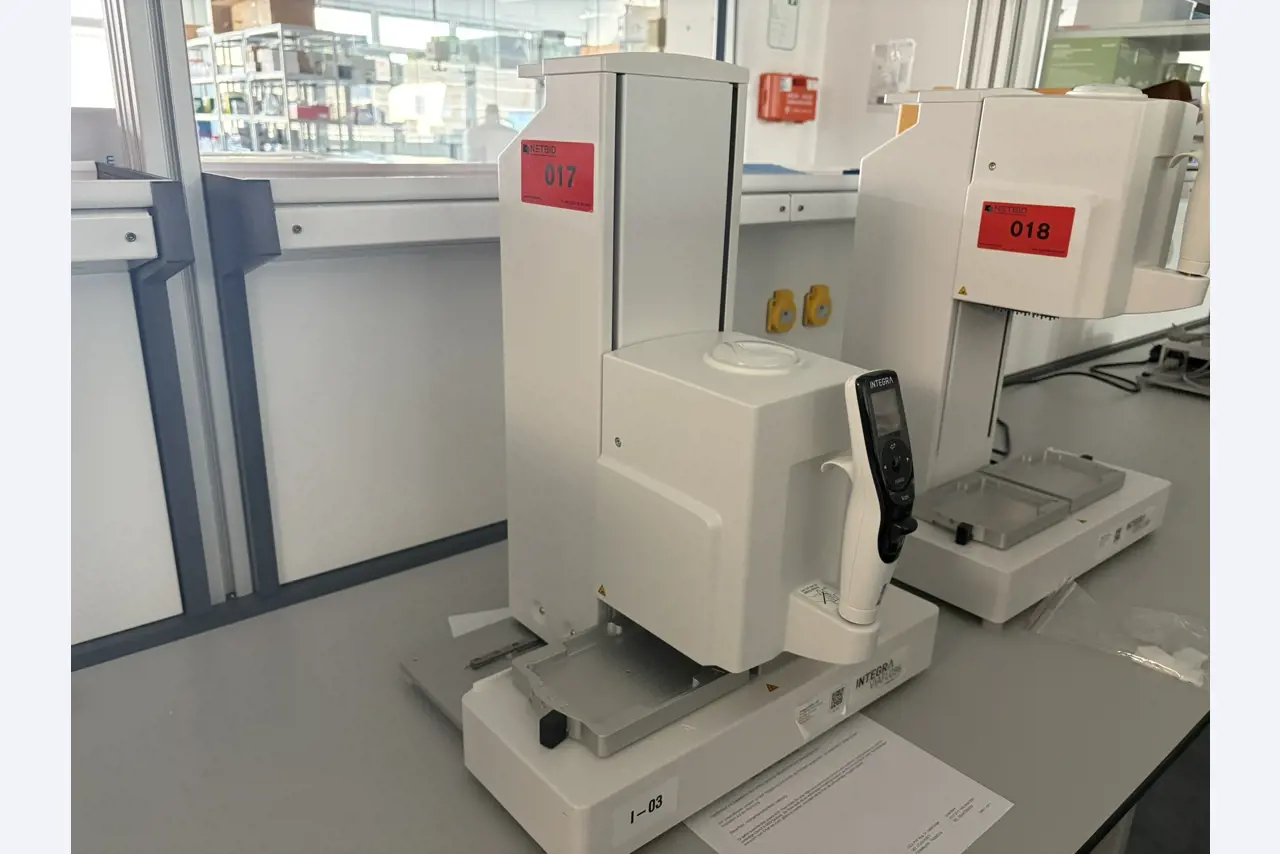 Equipos de laboratorio y análisis de alta calidad-1