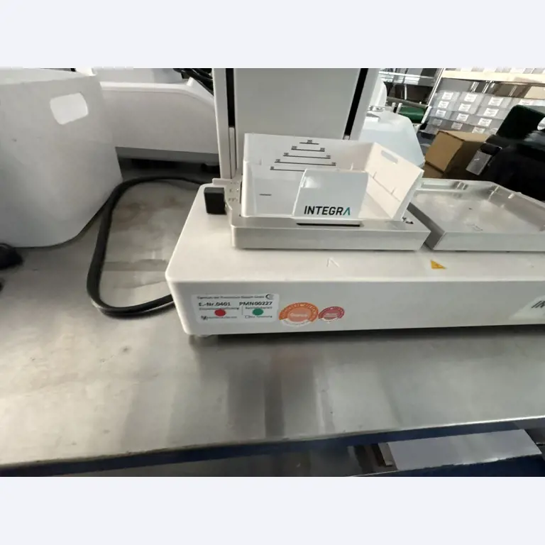 High-quality laboratory and analysis equipment-3