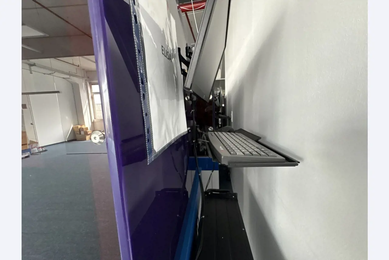 High-quality laboratory and analysis equipment-1