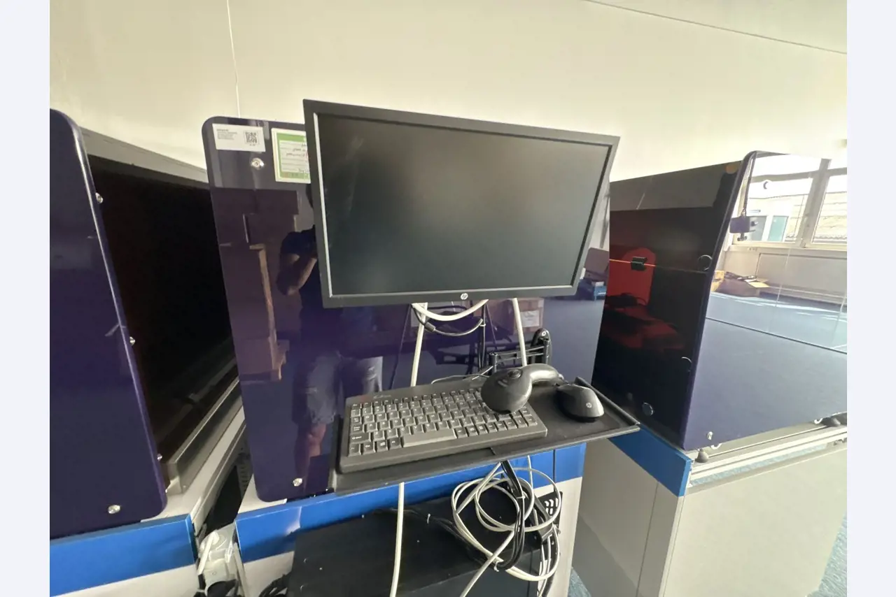 High-quality laboratory and analysis equipment-3