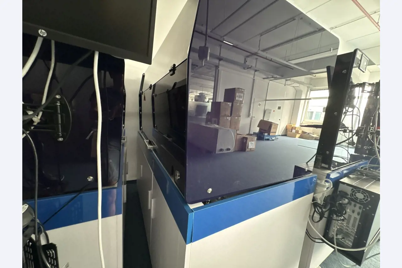 High-quality laboratory and analysis equipment-1