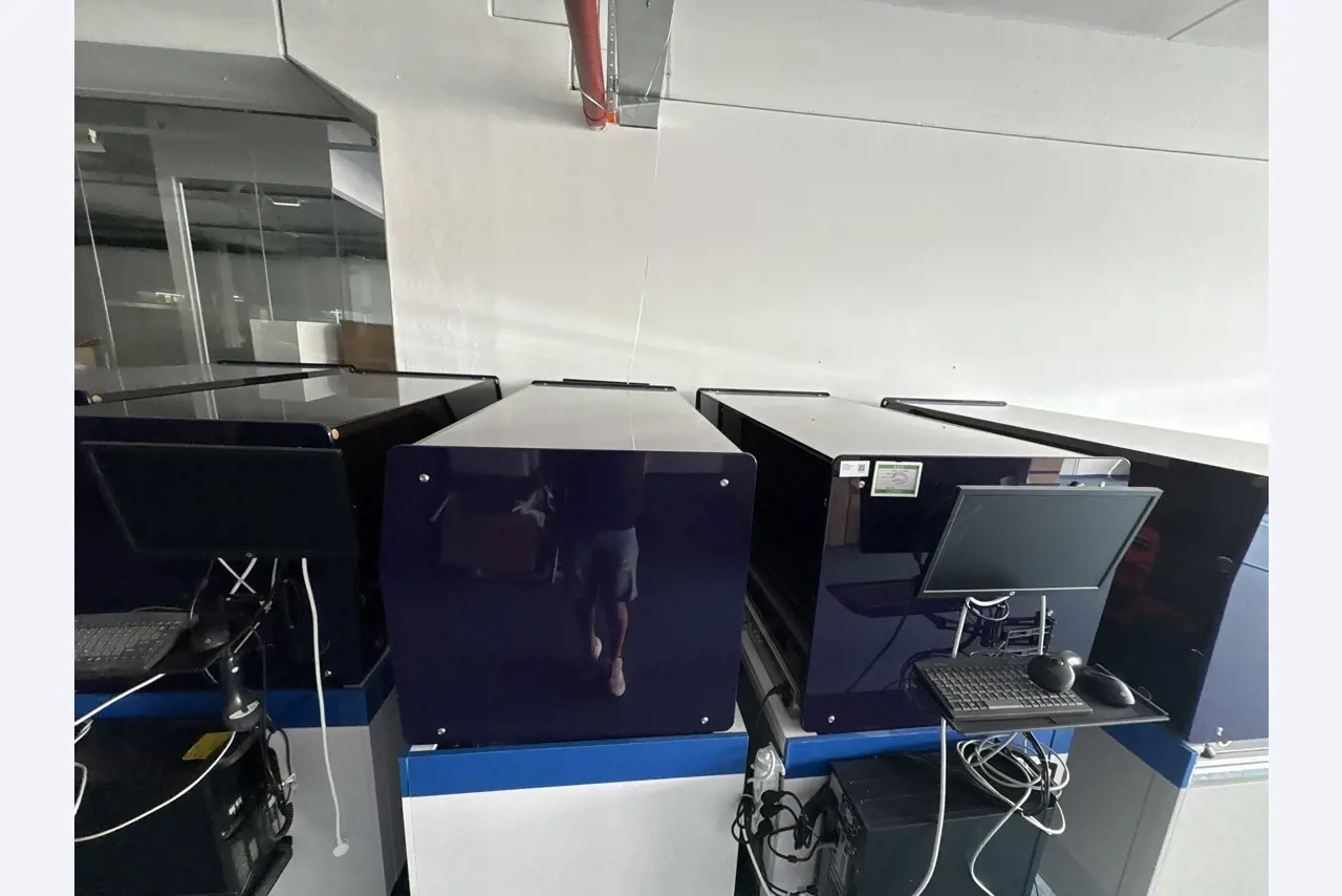 High-quality laboratory and analysis equipment-3