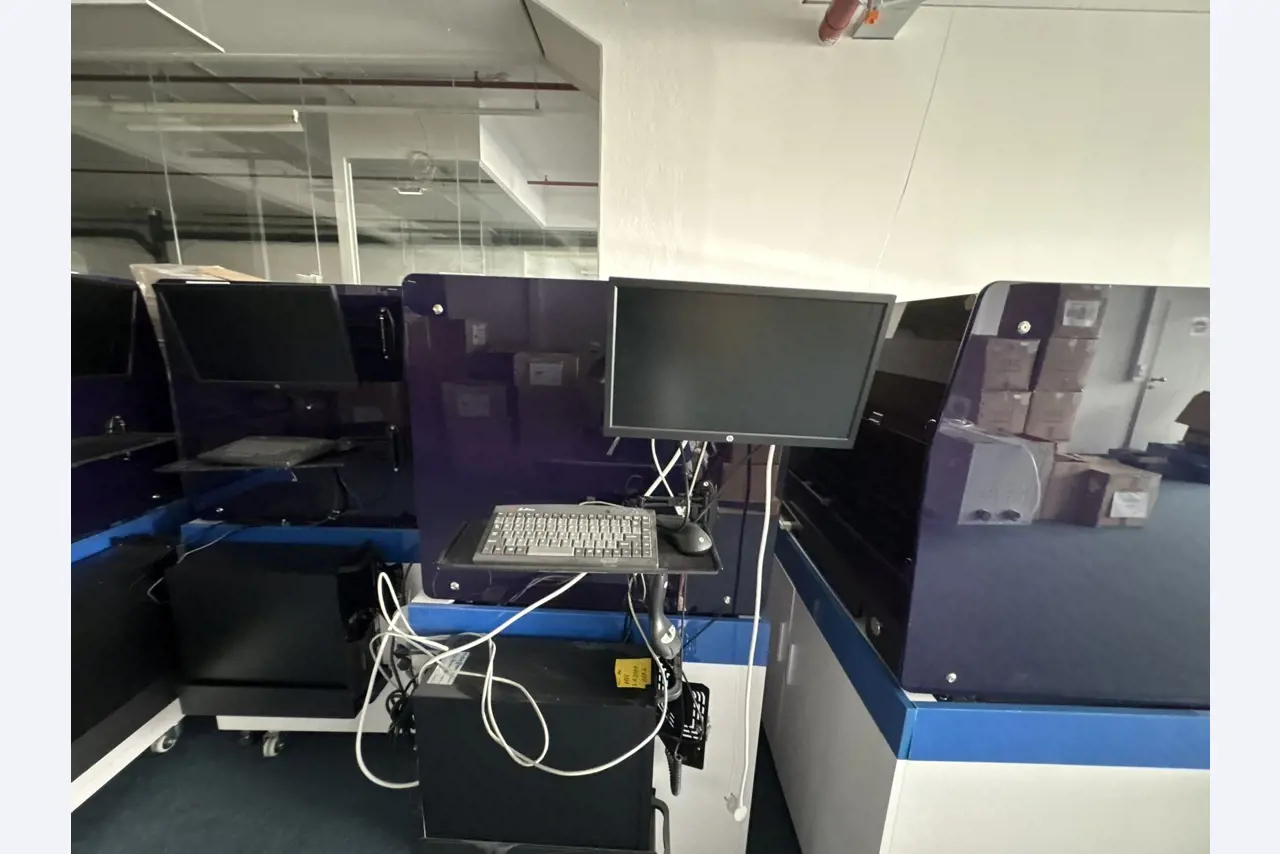 High-quality laboratory and analysis equipment-1