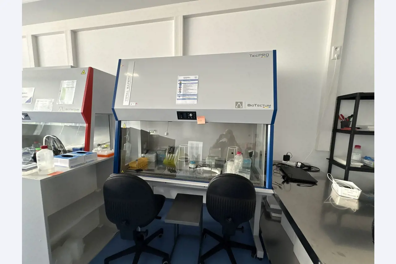 High-quality laboratory and analysis equipment-2