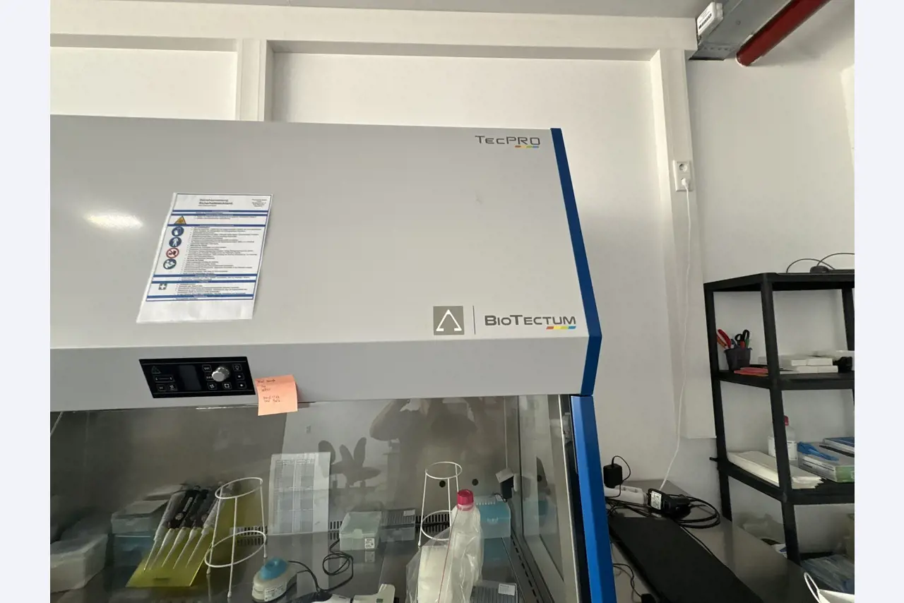 High-quality laboratory and analysis equipment-3