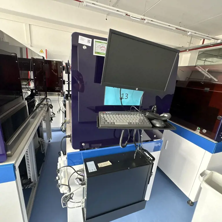 Sistema automático de pipetagem/doseamento AIKANG Uranus AE145