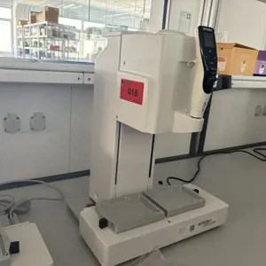 Electronic multi-channel pipette/workstation Integra VIAFLO 96