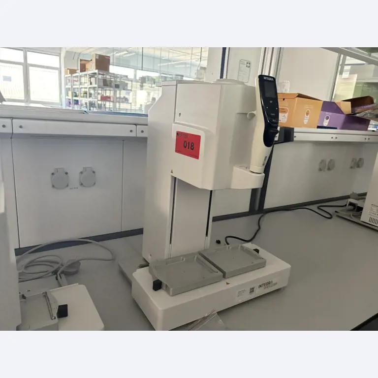 High-quality laboratory and analysis equipment-1