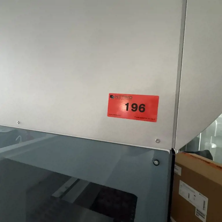 Sistema de automatização do manuseamento de líquidos Fluent Tecan