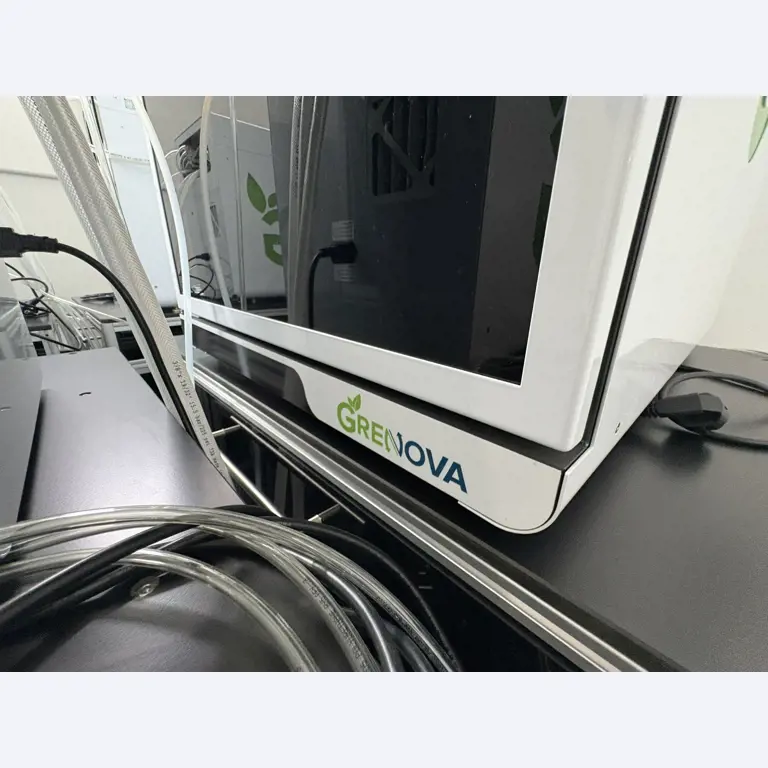 Visokokakovostna laboratorijska in analitska oprema-17