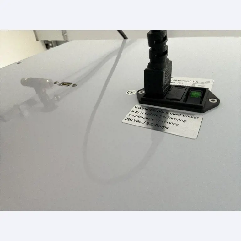 Visokokakovostna laboratorijska in analitska oprema-18