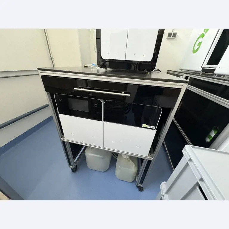 Visokokakovostna laboratorijska in analitska oprema-6